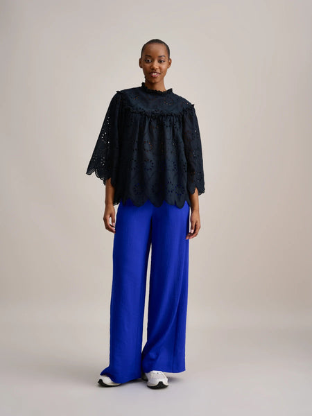 Calais Blouse in Black Beauty