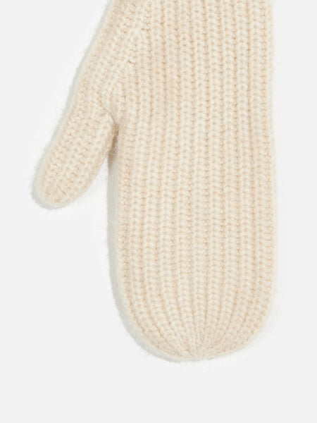 Garmo Mittens in Natural