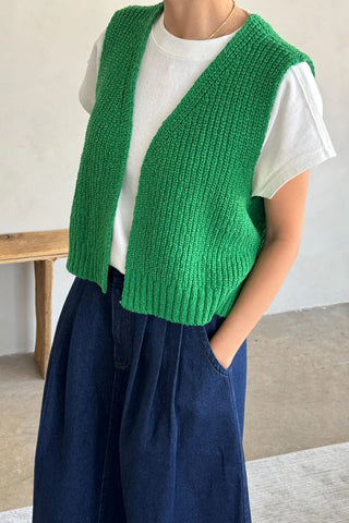 Granny Cotton Sweater Vest in Green Pepper