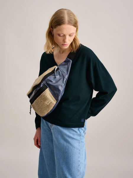 Polya Waist Bag in Argile