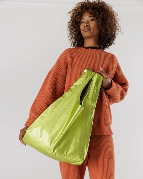 Standard Tote in UFO Metallic