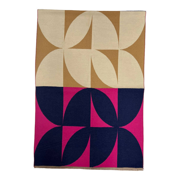 Retro Print Scarf in Hotnavi
