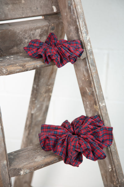 Medium Scrunchie in Red and Blue Check