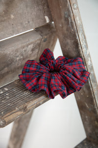 Medium Scrunchie in Red and Blue Check