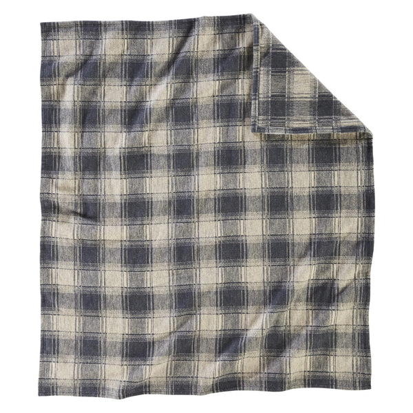 Cotton Throw Gift Pack Set of 2 in Trail Ridge Navy