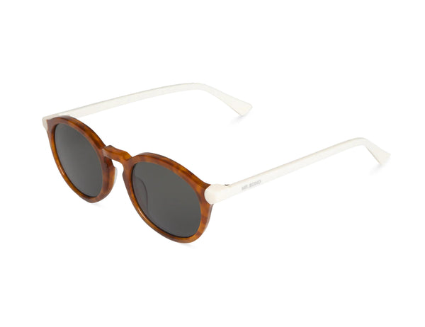 Chamberi Sunglasses in Treat with Classical Lenses